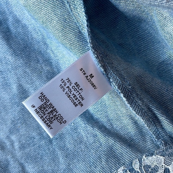 Vici Denim Lace Puff Sleeve Cropped Jacket 80’s inspired coquette size M - Picture 4 of 10